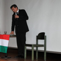 2011 Október