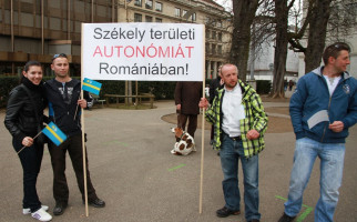autonomia autonomia